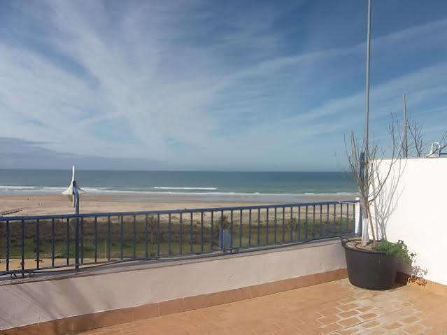 Apartahotel Playa Conil Conil De La Frontera Extérieur photo